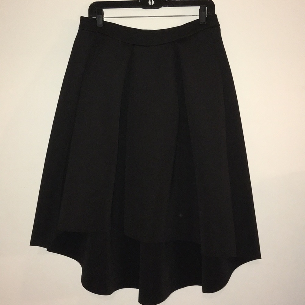Black Hi-Lo Pleated Skirt